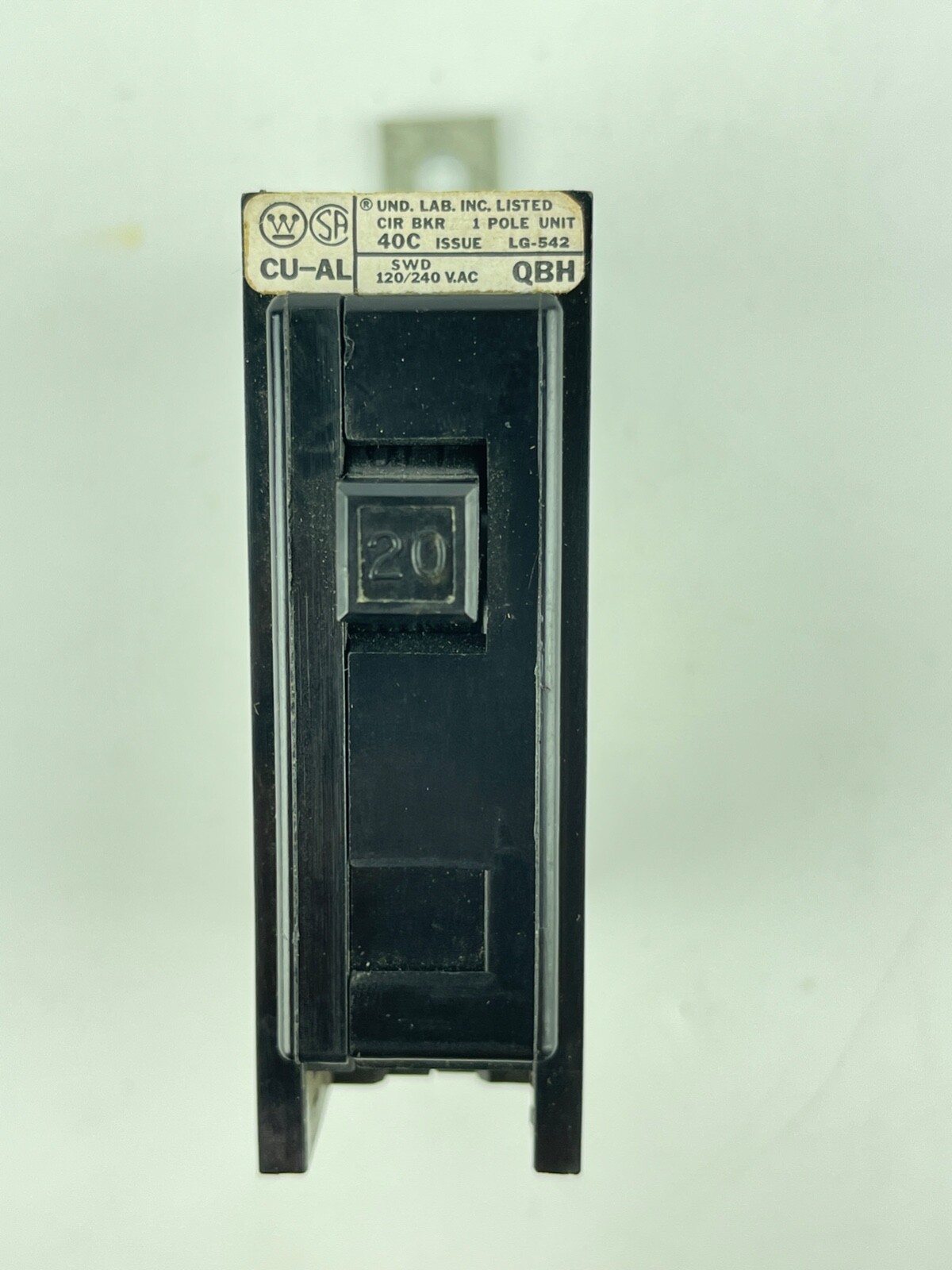 Westinghouse QBH QUICKLAG Circuit Breaker, 1 Pole, 120/240 VAC, 40C QBH1020