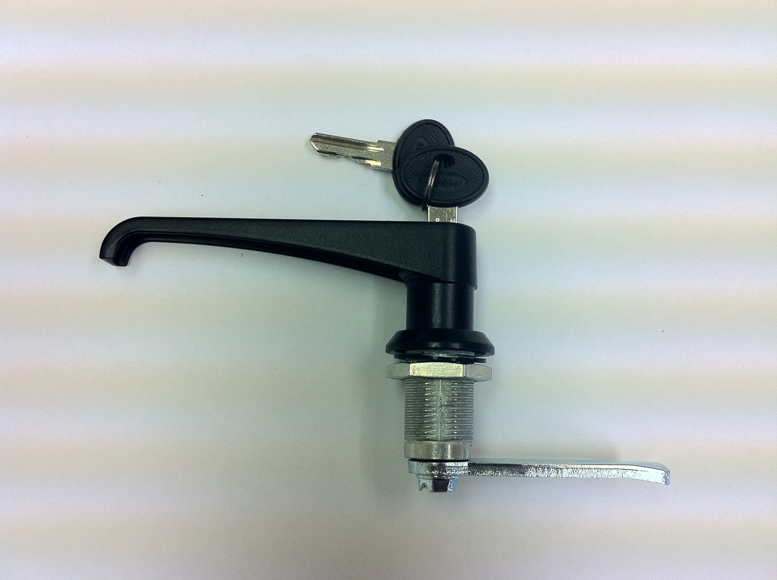 L Handle Cam Lock KEYED ALIKE (Black). MEXICO Buyers. Part# 064.111.20.1.2.01.70