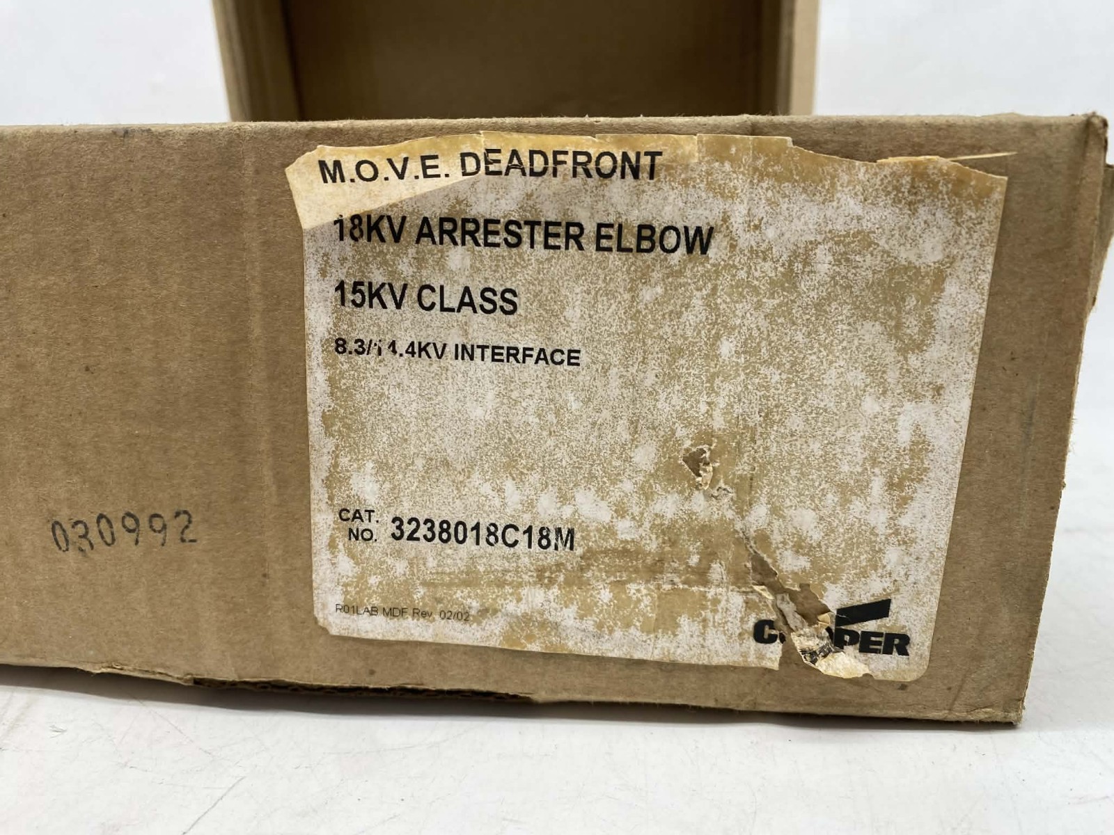 Eaton Cooper M.O.V.E 18kV Arrester Elbow 15.3 MCOV 3238018C18M (New Old Stock)