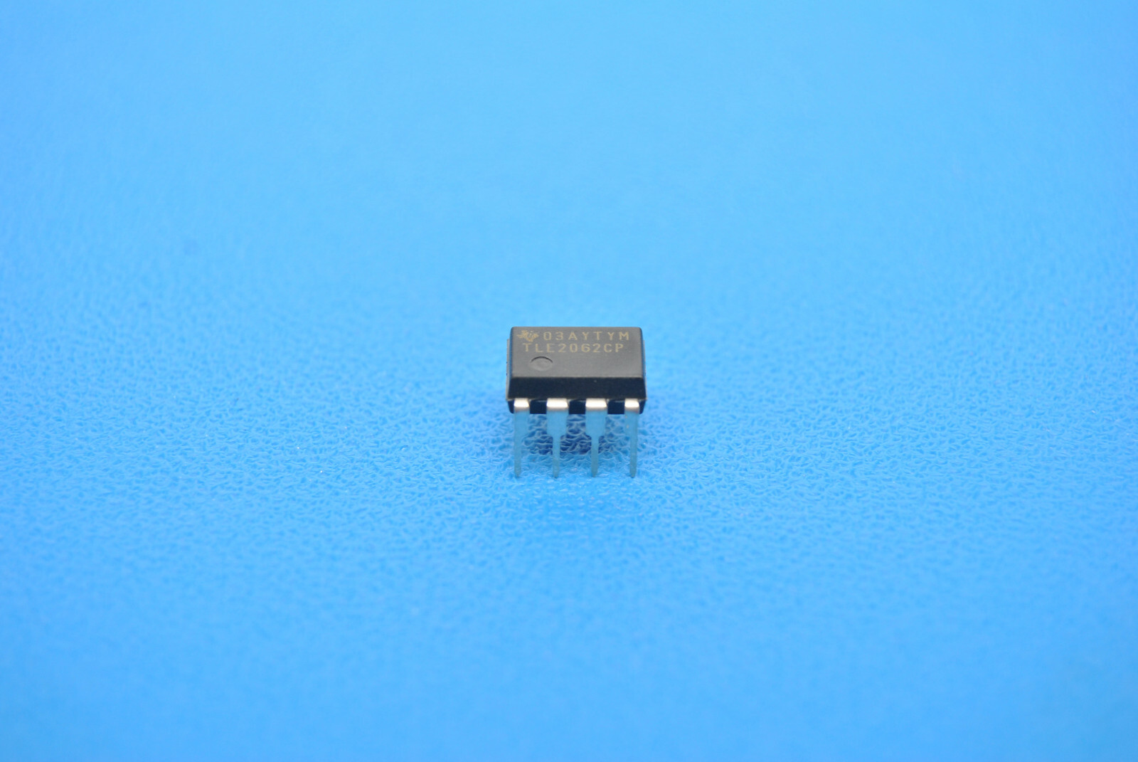 1 PIECE TEXAS INSTRUMENTS TLE2062CP OPERATIONAL AMP TI