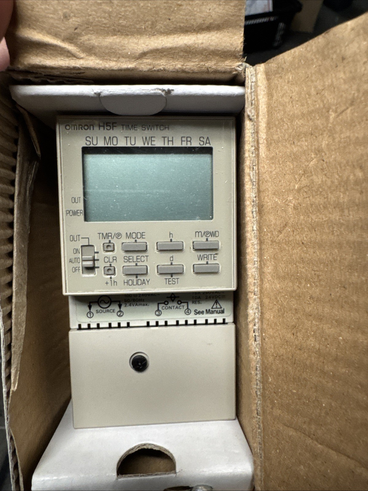 Omron H5F-FB Time Switch 24H, 7 Days; 100 To 240V AC