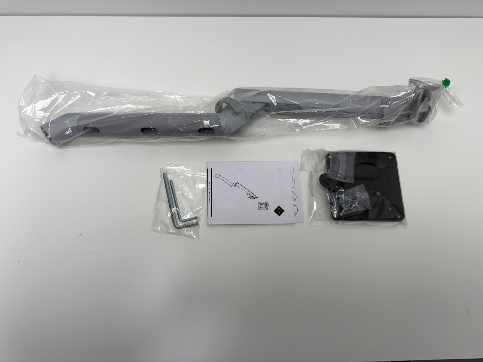 NEW Colebrook Bosson Saunders FLO dynamic MONITOR ARM CBS SILVER w/o DESK CLAMP