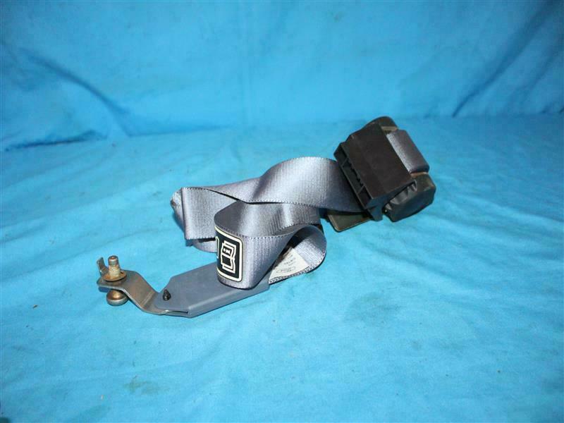 Ford XC2Z-15611B08-AAB XC2Z15611B08AAB Seat Belt NEW NOB