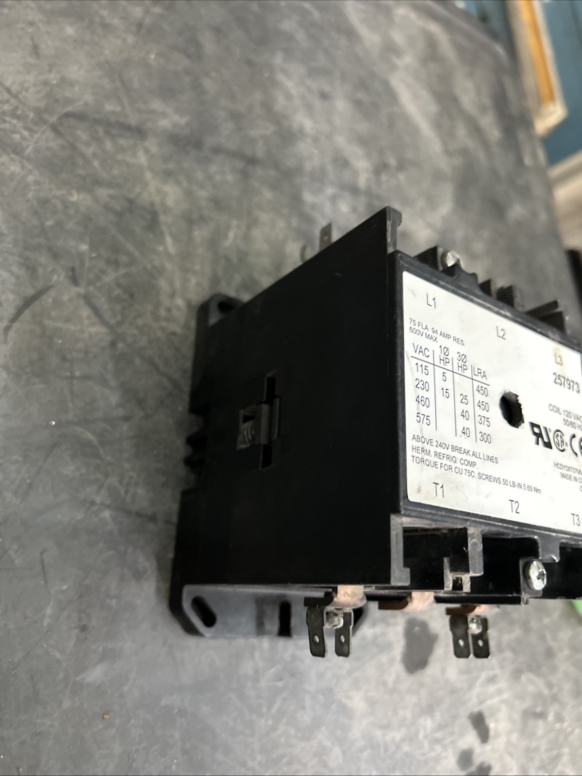 HARTLAND CONTROLS 3 POLE AC CONTACTOR CON-3/120/75. COIL 120VAC. HCDY3XT07 Mv283