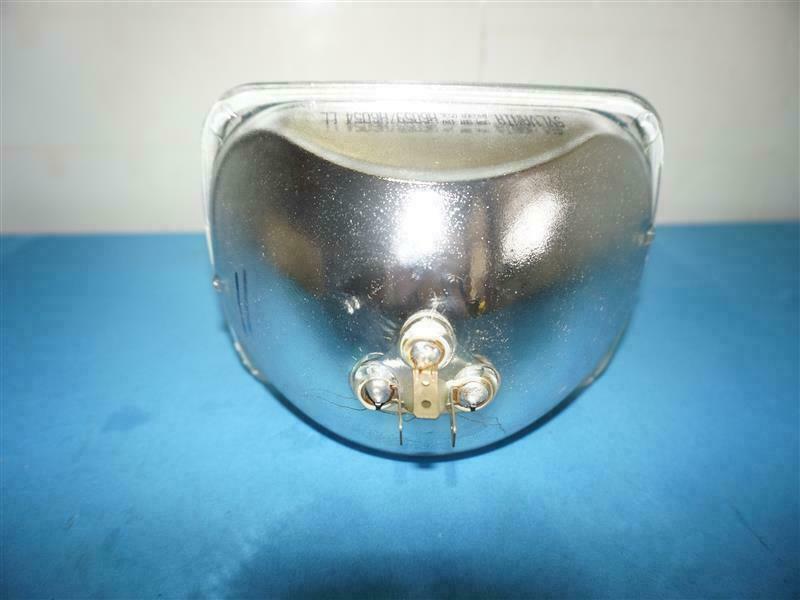Ford F3UZ-13007-A F3UZ13007A Headlamp Bulb-R NEW NOB