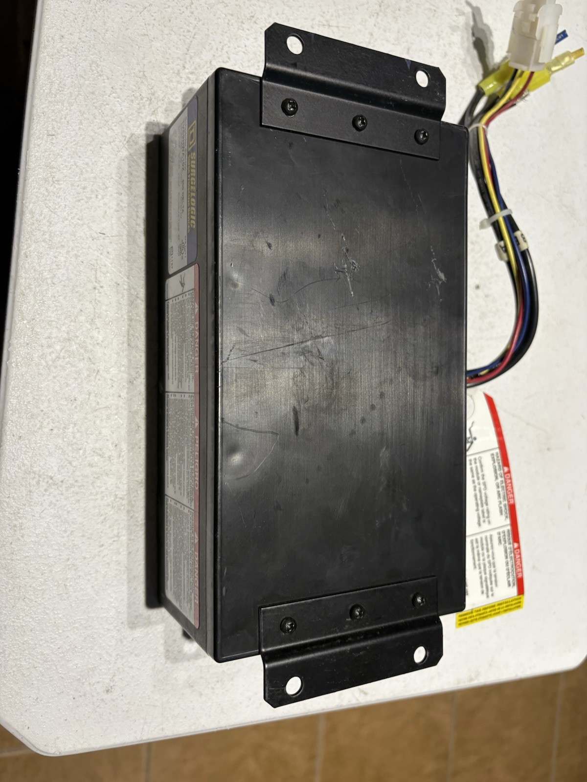 Square D TVS9HWA10X Surge Protection Device, 600V Delta, 100kA SURGELOGIC