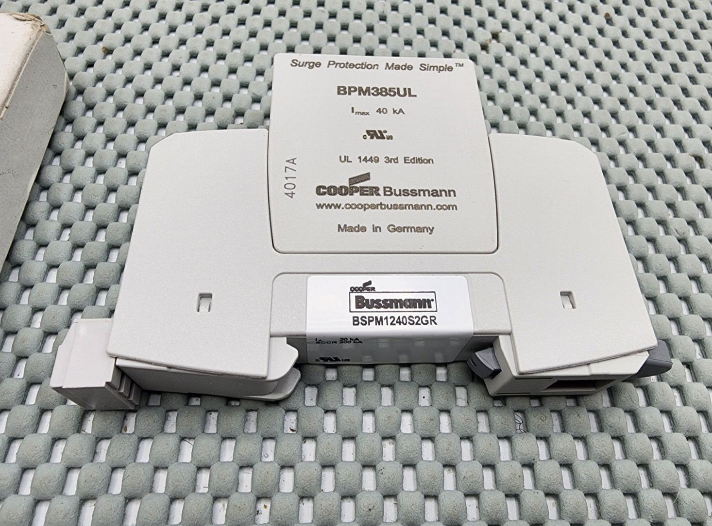 Cooper Bussmann BSPM1240S2GR, with BPM385UL Surge Protection Module
