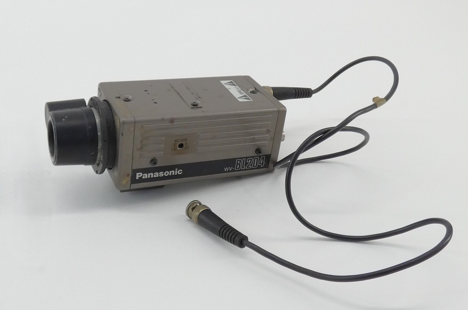 Panasonic WV-BL204 Security Camera 24VAC CCTV W/ WV-LA12B2 12mm 1:1.4 TV Lens