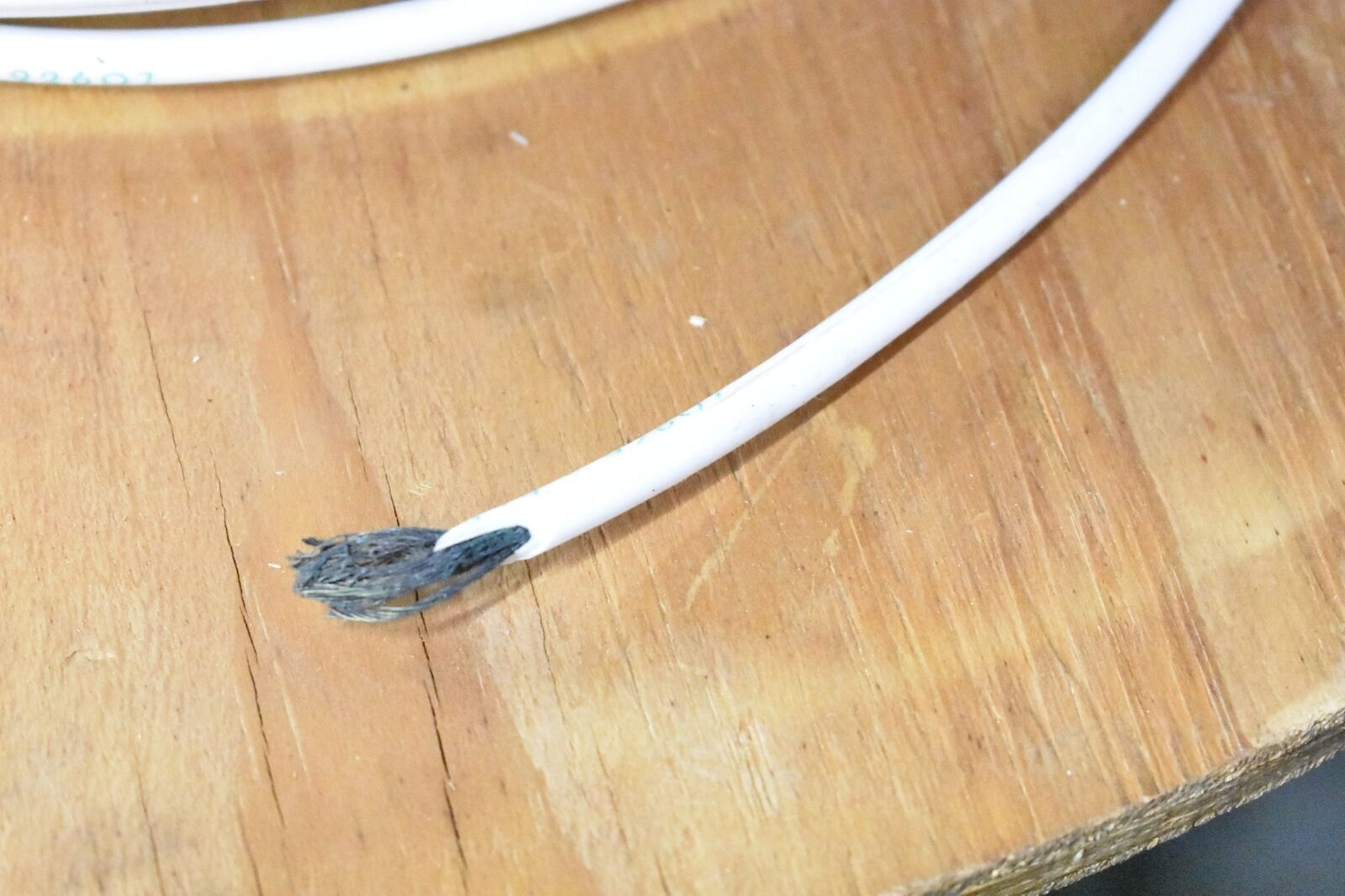 Silver-Coated Copper PTFE 8 AWG Wire M22759/5-8-9 White ( 10FT. PER SALE )