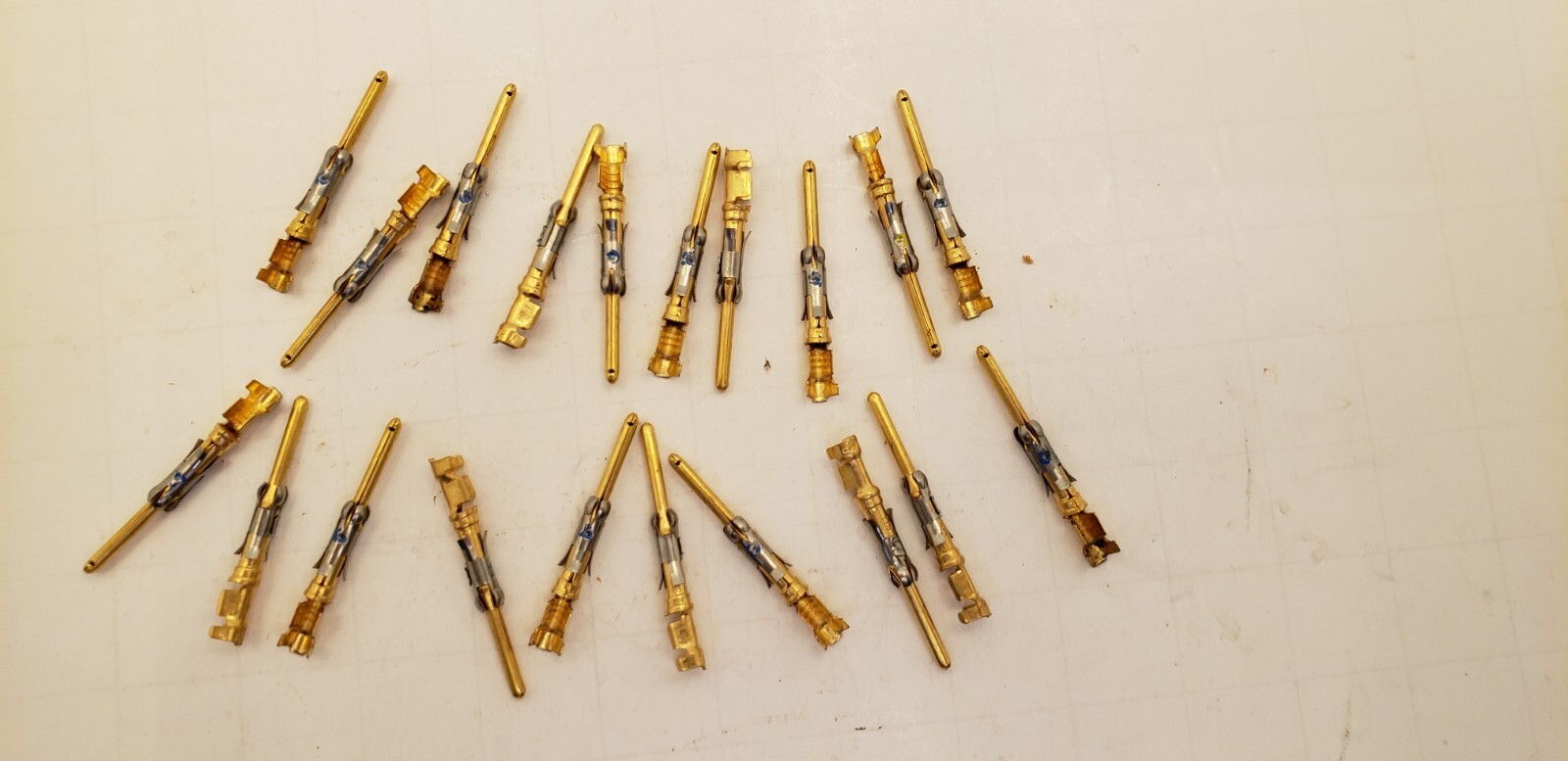 TE CONNECTIVITY 66107-3 CIRCULAR CONNECTORS, GOLD PLATED CONTACTS (LOT OF 20)
