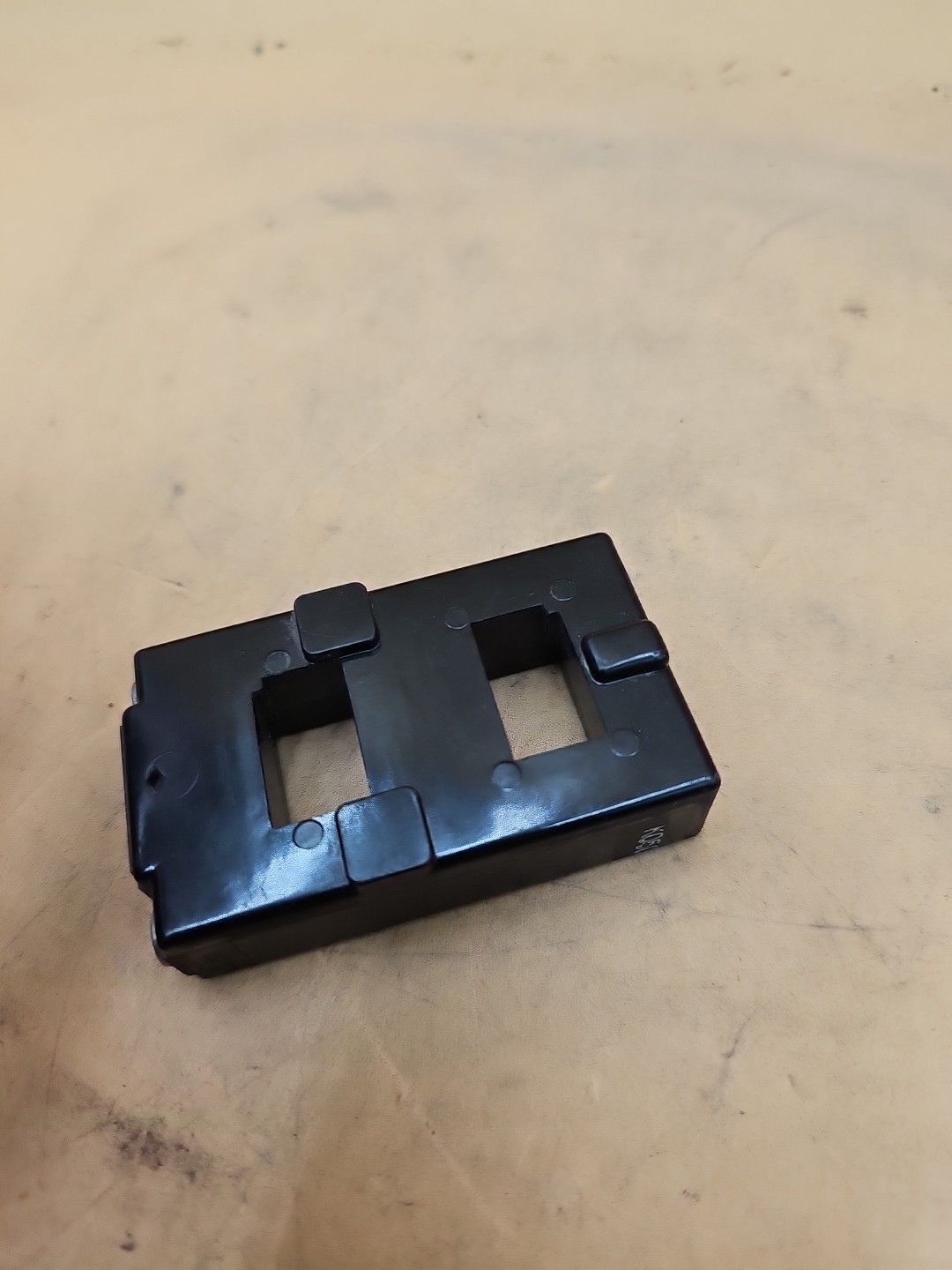Allen Bradley 70A113 Magnet Coil. 208V 60CY