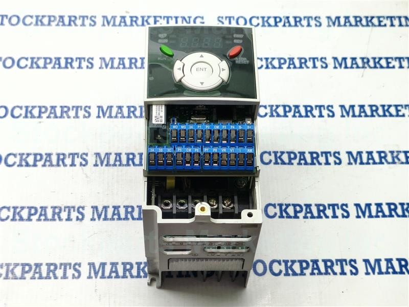 LS Electric SV004IG5A-2 SV004IG5A2 Inverter 200-230V 3Phase 3.9A 50/60Hz