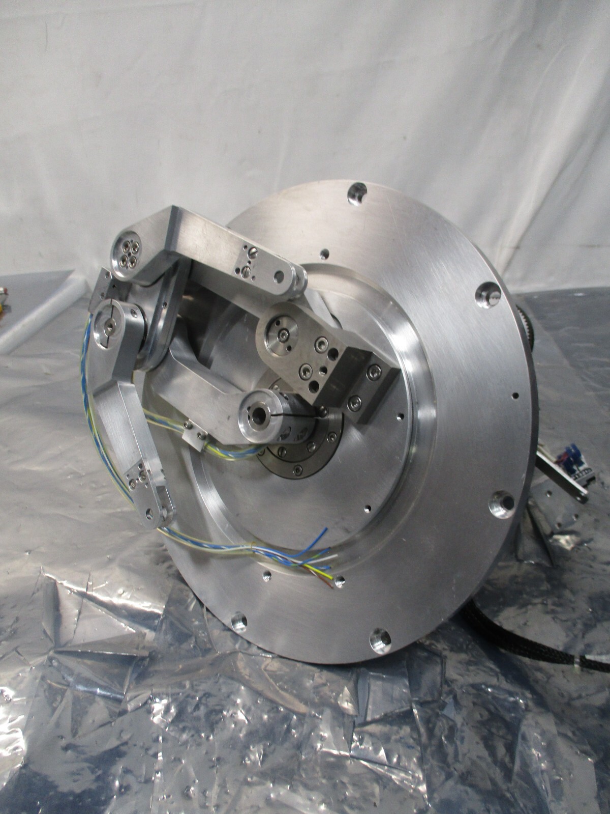 Applied Materials AMAT 0242-70220W P5000 Robot Drive, 8 “, KIT, 112737