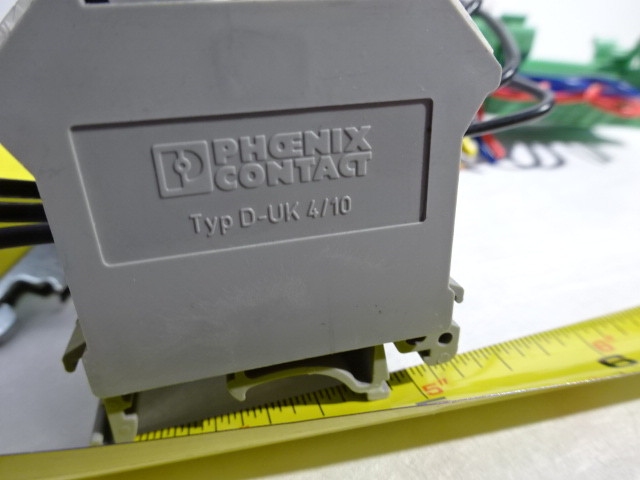 LOT PHOENIX CONTACT TERMINALS TYP D-UK 4/10 CONTROL SYSTEMS AS PICTURED &96-33