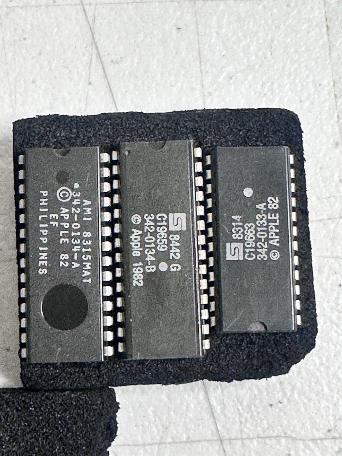 Collector Grade CPU Apple 1982 Custom ROM Vintage Computer Chip Set Untested