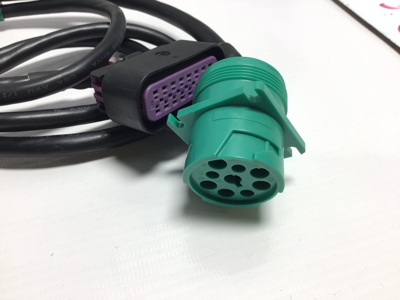 Unbranded F39105 Universal Green (Type 2) 9 Pin Male and Female Splitter Y Cable