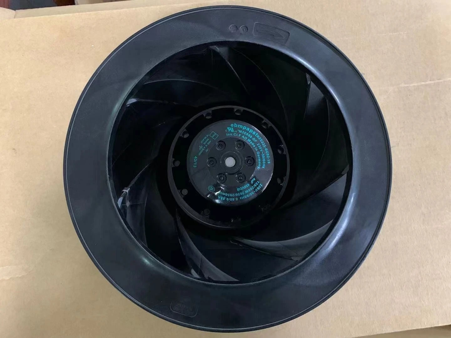 1Pcs New for R2E225-BD92-19 230V 135/200W centrifugal cooling fan
