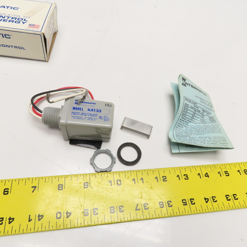 Intermatic K4133 2000W 277VAC 50/60Hz Photo Controller