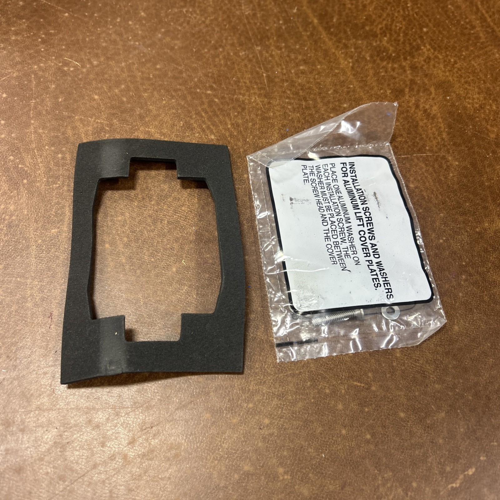 NEW HUBBELL HBL25250 Locking Receptacle 600VAC 30A 250VDC 20A, 3 Phase, 4P 5W