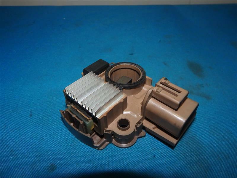 Ford Z599-18-W70 Z59918W70 Regulator Voltage New 30 Days Warranty Fast Shipping