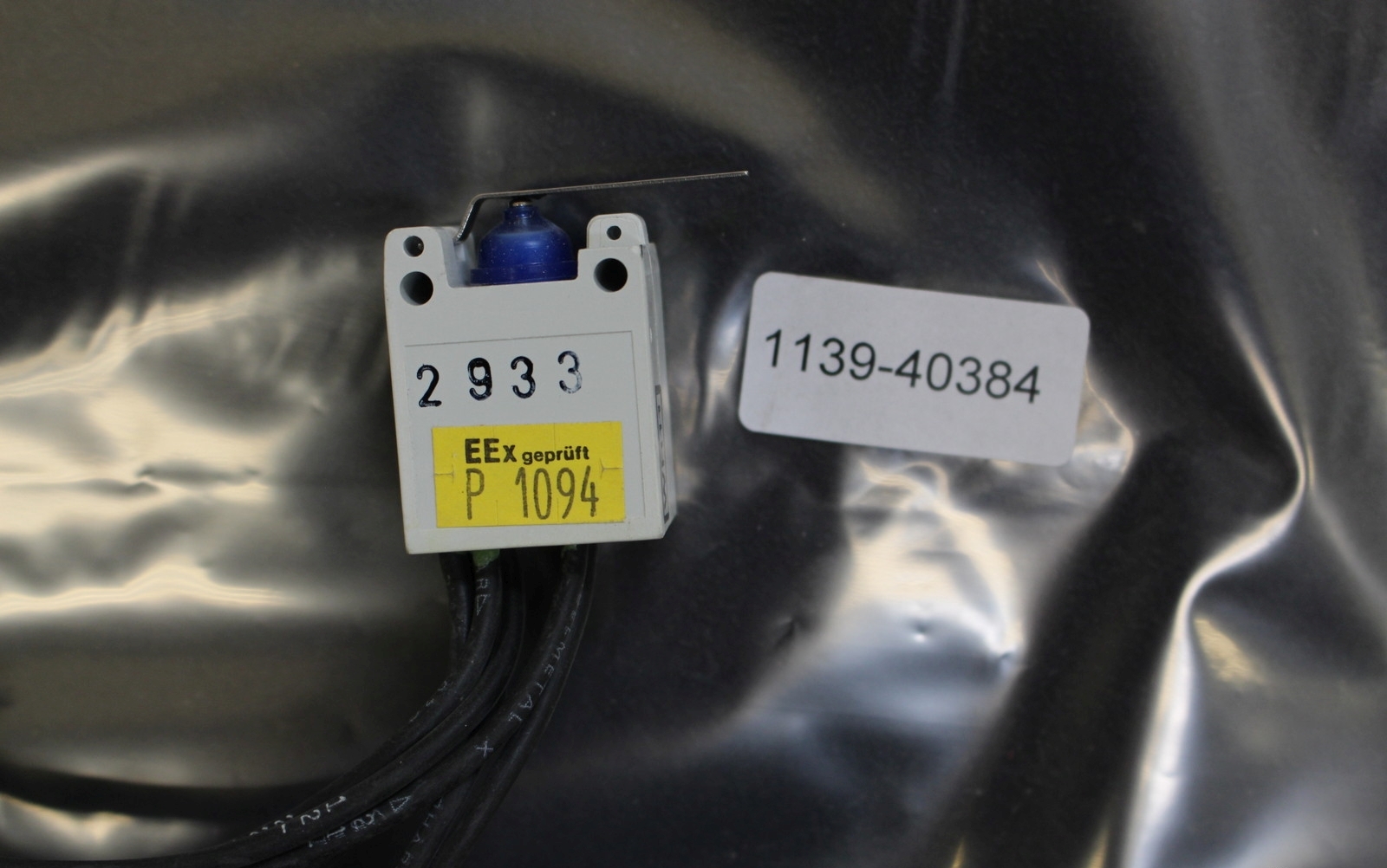 Bartec Limit Switch 07-1521 EEX Tested 250VAC 5A 60W No 2933 Cable 150mm