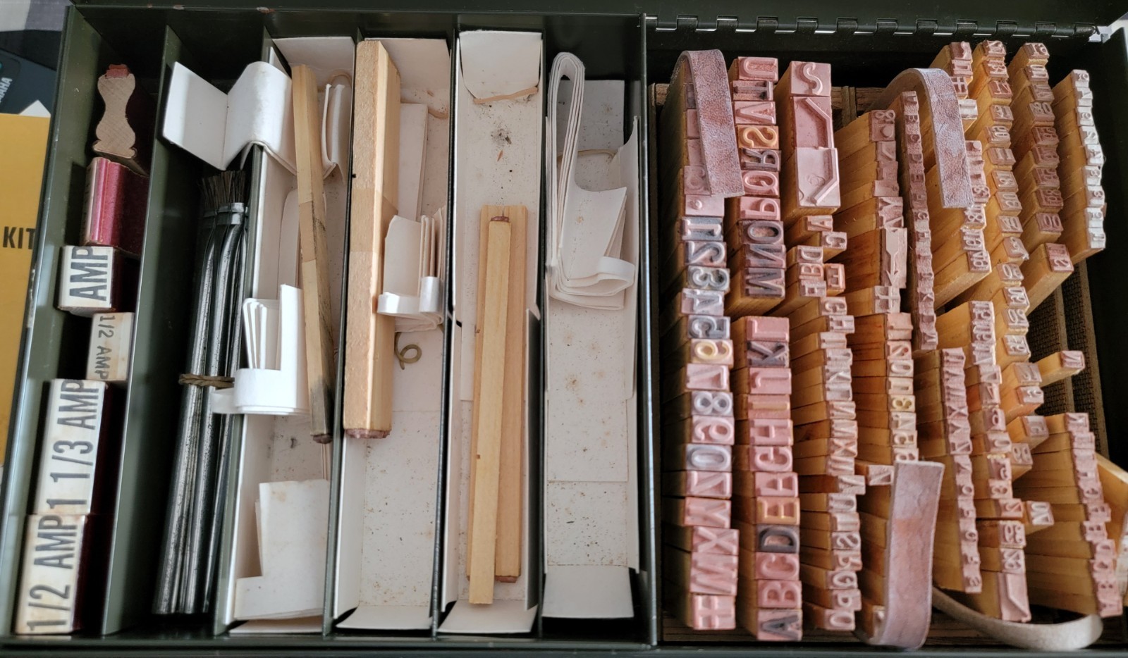 Vintage P.K. Neuses N-2315 Electricians Stamping Kit With Original Metal Case