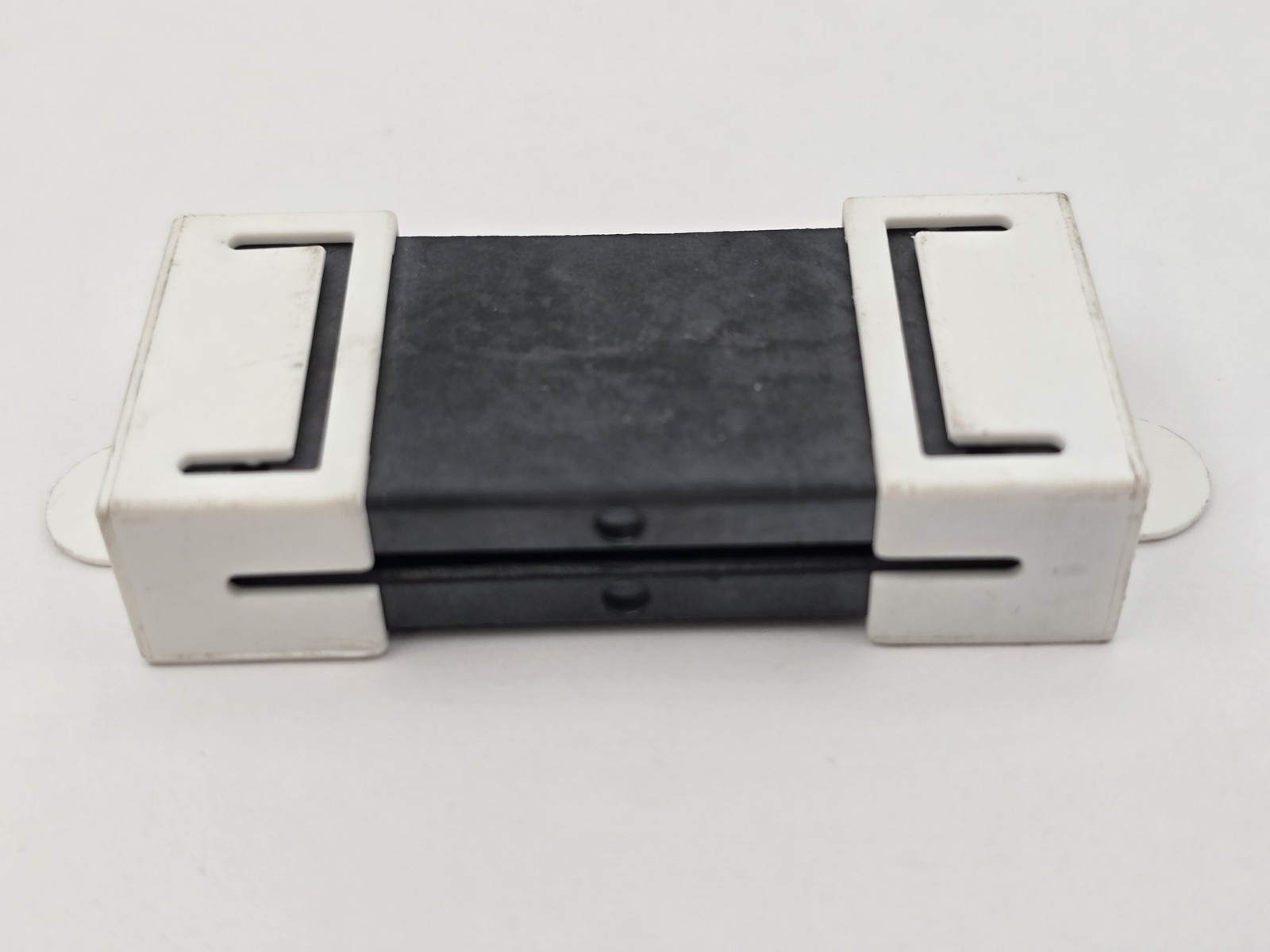 Steward 28S2001-0P0 EMI 280 Ohms at 100 MHz Material Grade 28 Split Ferrite Core