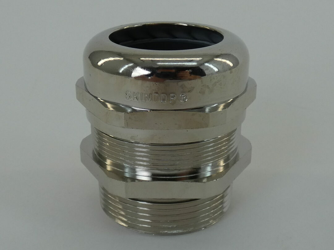 53112960 SKINTOP MS-SC Strain Relief Cable Gland, 1-1/2″ NPT – NEW Surplus!