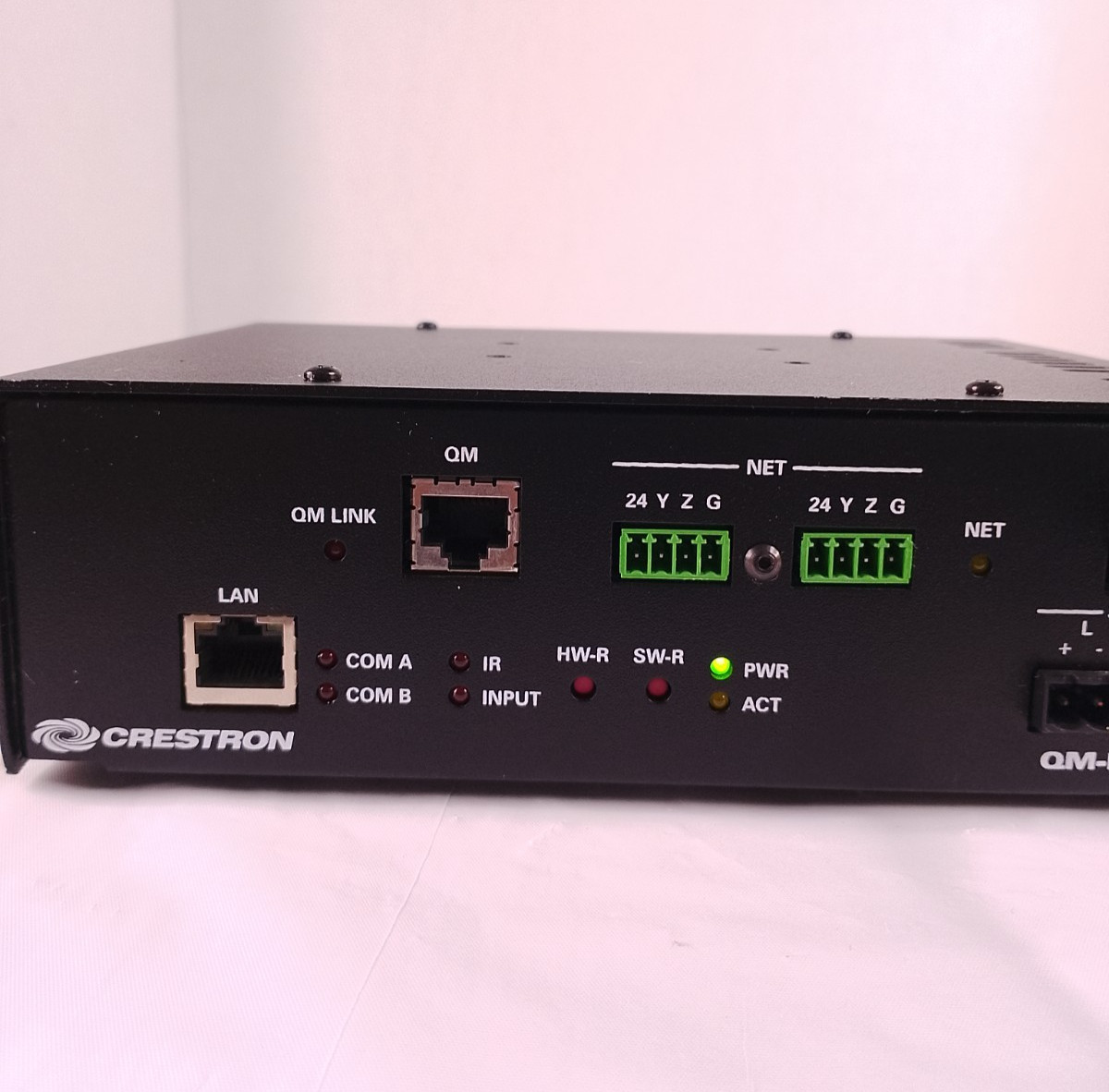 Crestron QM-RMCRX-BA Room Media Controller & QuickMedia Receiver – Unit Only