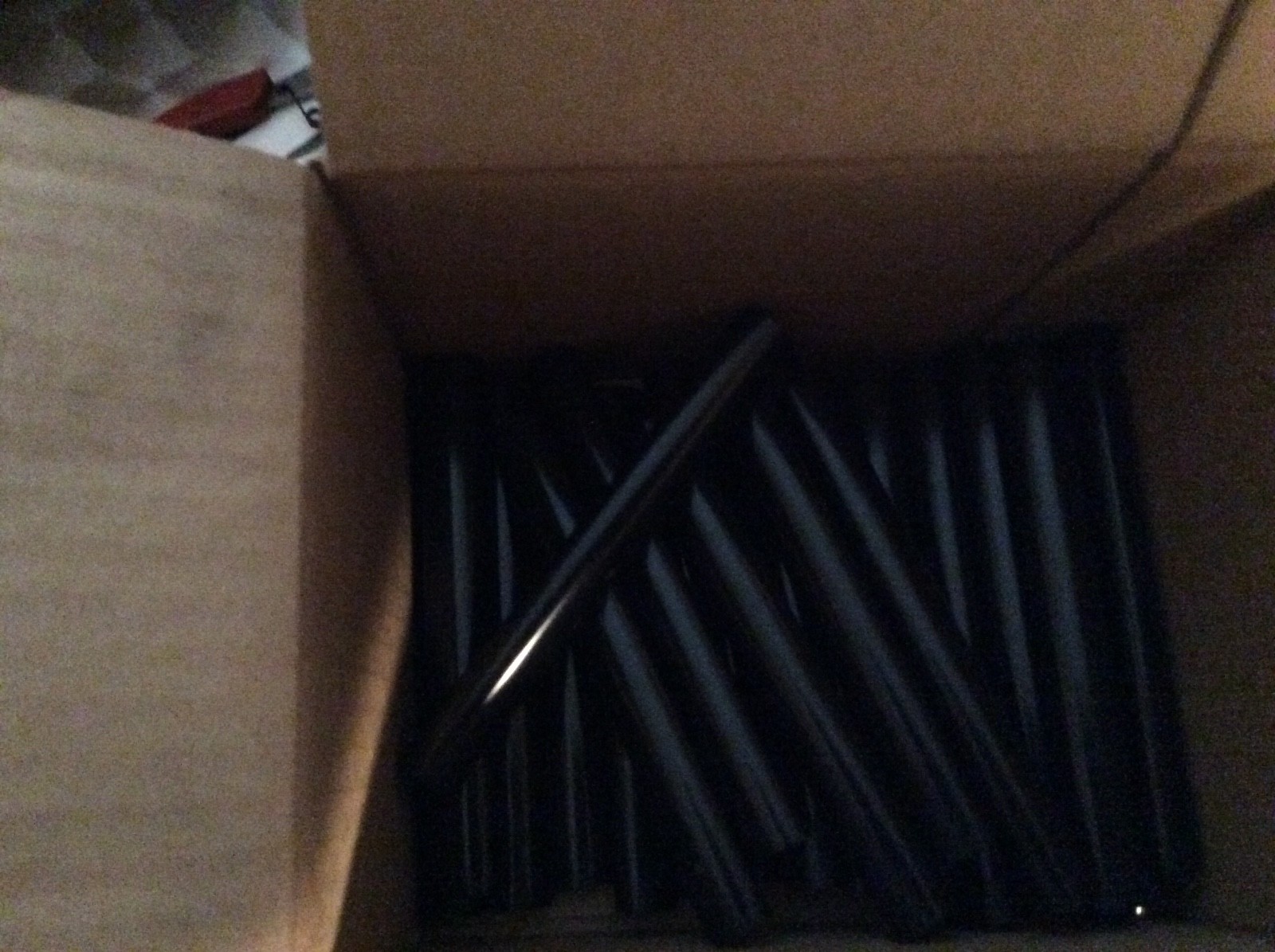BOX of 5/8″ Black Heat Shrink Tubing 210 pc 41mm overstock SURPLUS LOT 210 PCS