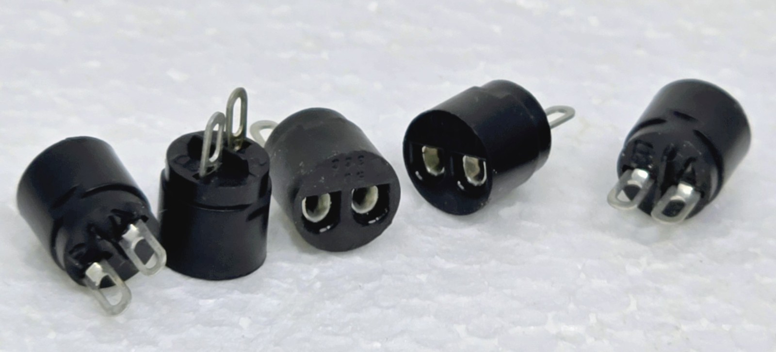 (Lot of 5) Vtg. NOS Unbranded Wiring Plug SH90 501 366 Bi-Pin Socket Lamp LED