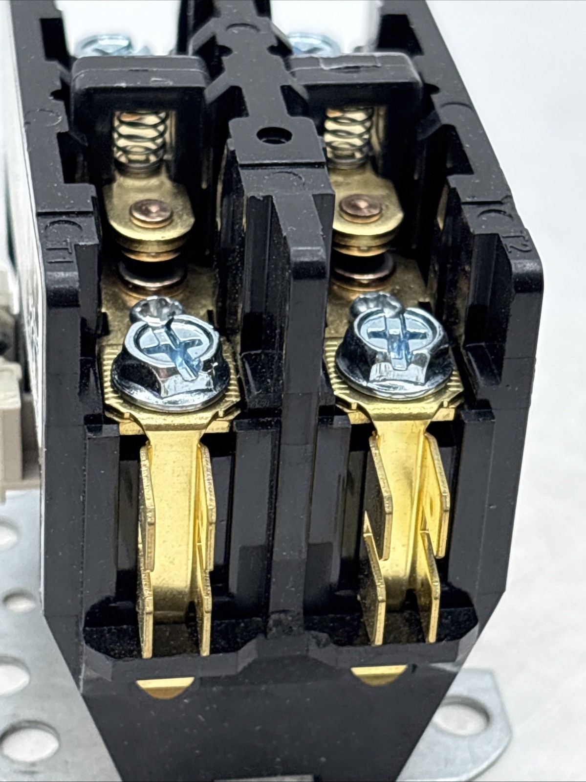 ABB DP30C2P-2 Definite Purpose Contactor 2 Pole 208/240 VAC