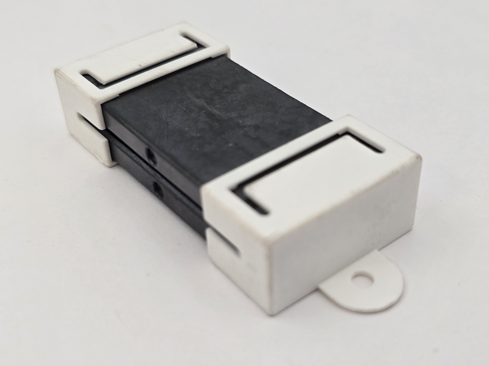 Steward 28S2001-0P0 EMI 280 Ohms at 100 MHz Material Grade 28 Split Ferrite Core