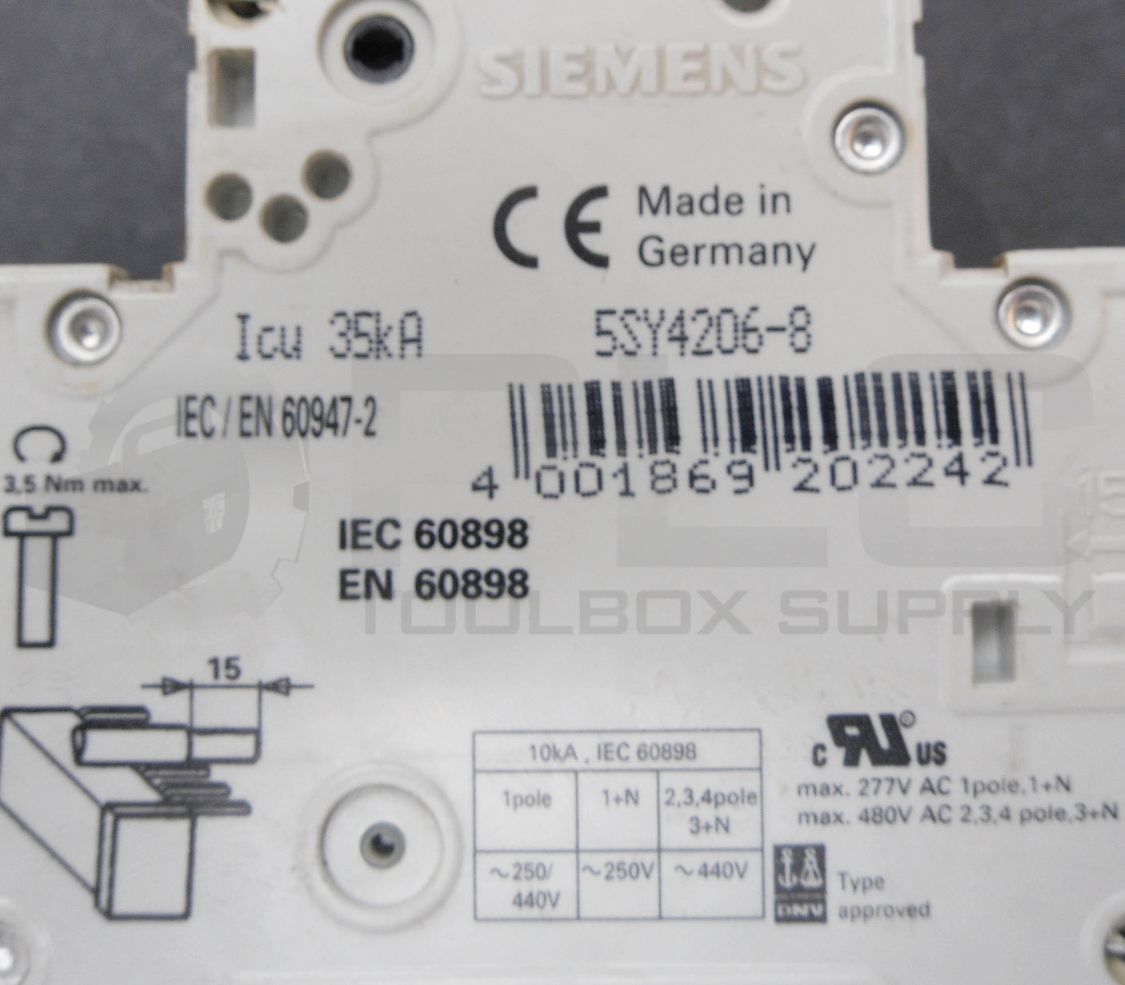 SIEMENS 5SY4206-8 CIRCUIT BREAKER 440V 6A W/ 5ST3010 AUXILIARY CIRCUIT SWITCH