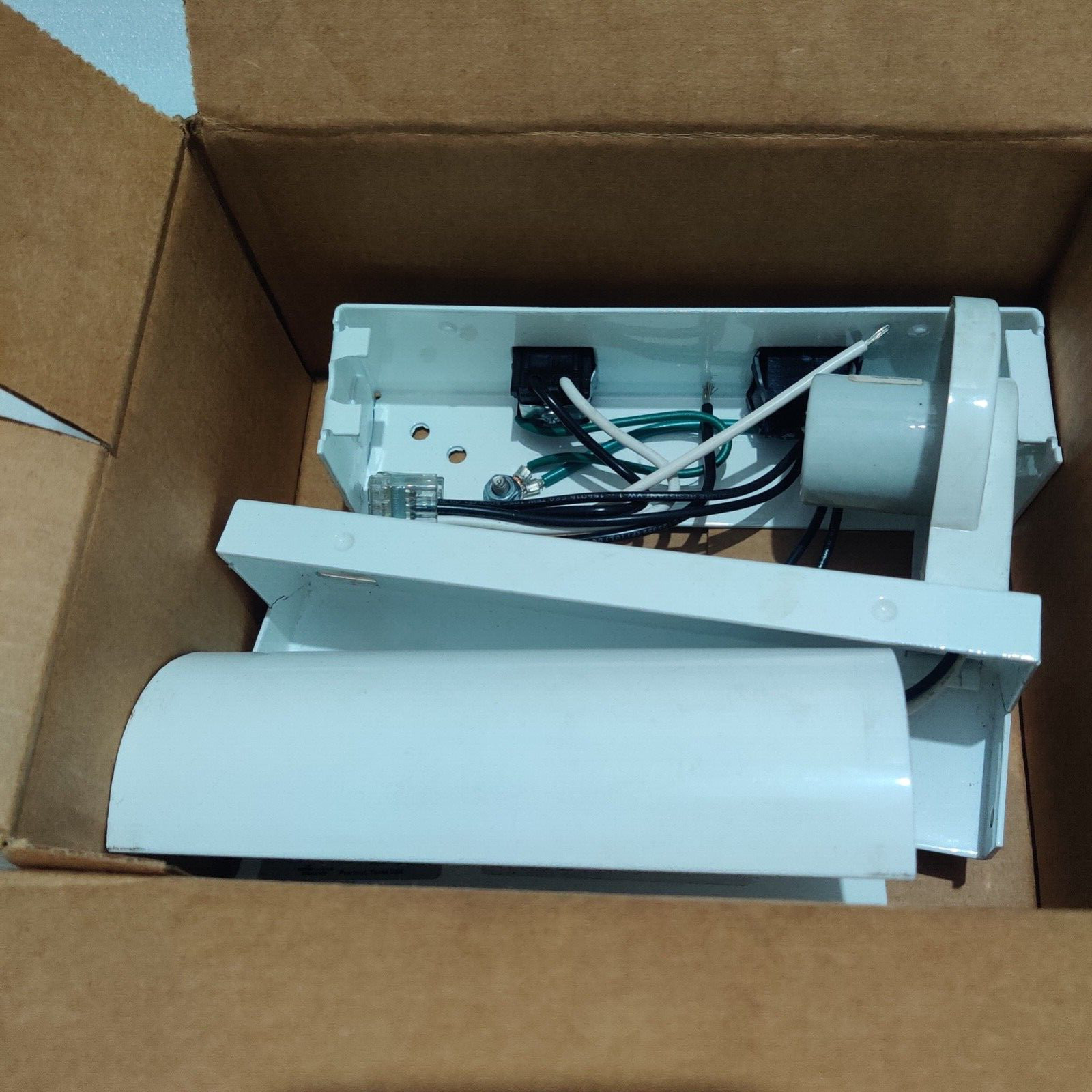 COOPER CROUSE HINDS PAULUHN 1060A MARINE INTERIOR BUNK LIGHT LOT OF 2