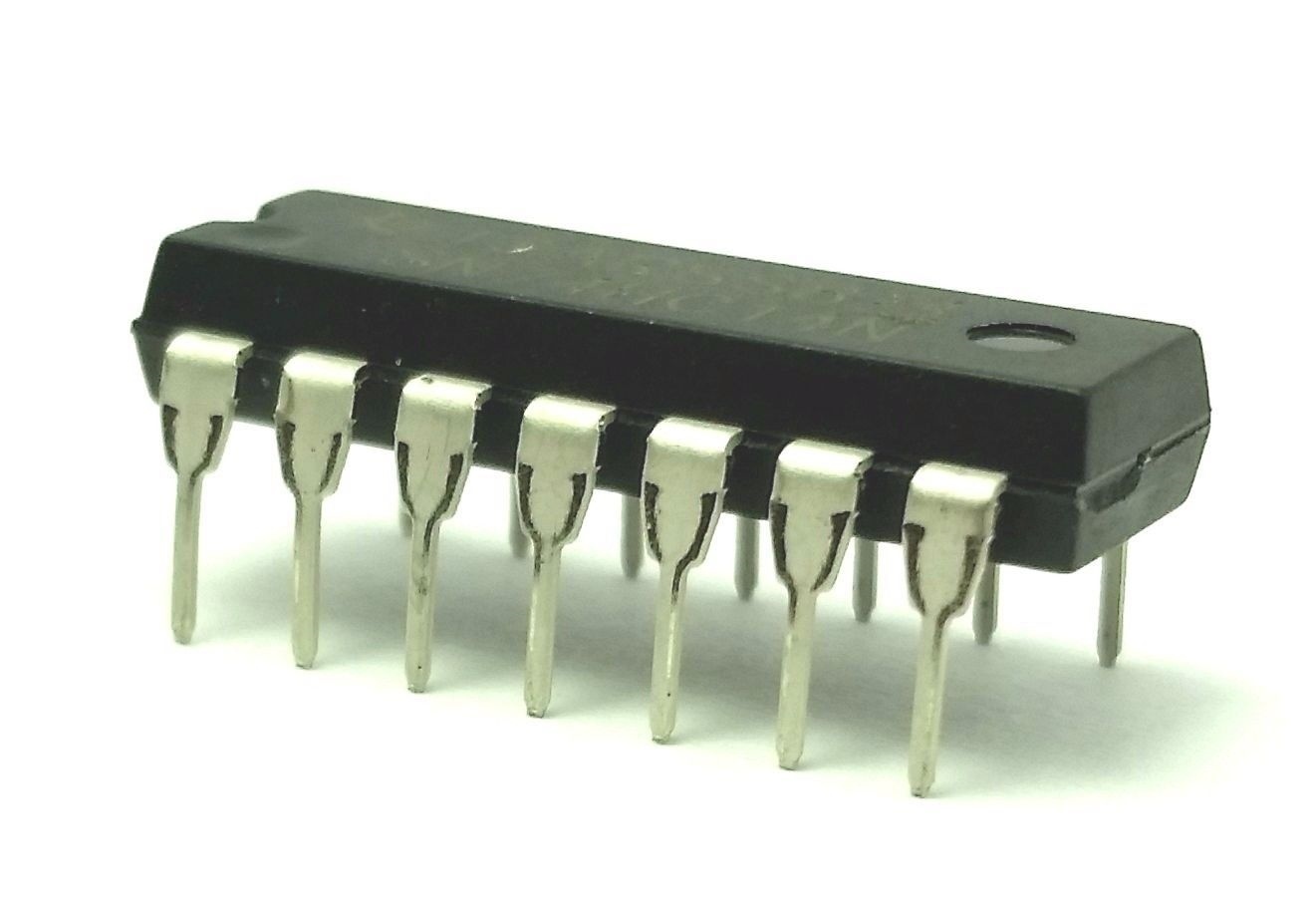 10PCS SN74HC10N 74HC10 Triple 3-Input Positive-NAND Gates NEW