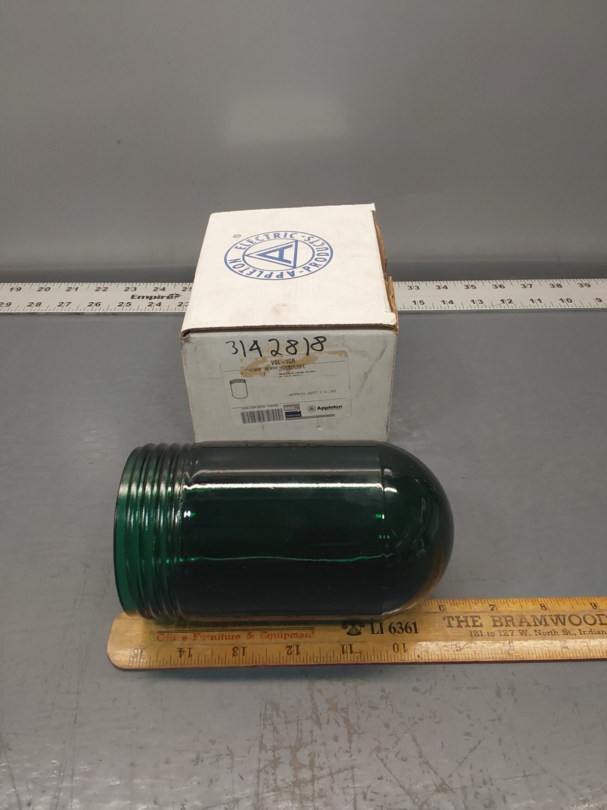 NOS Appleton VGL-1GR Green Glass Globe Incandescent Fixtures 60-150W