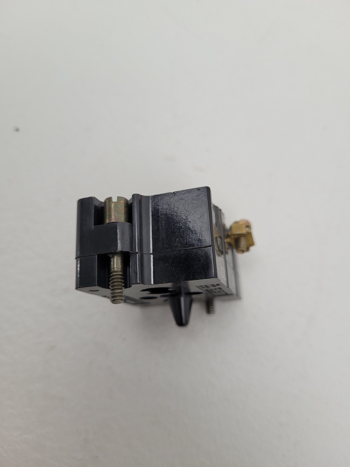 10250T1 Cutler-Hammer Eaton Contact Block – Next Day Option – New