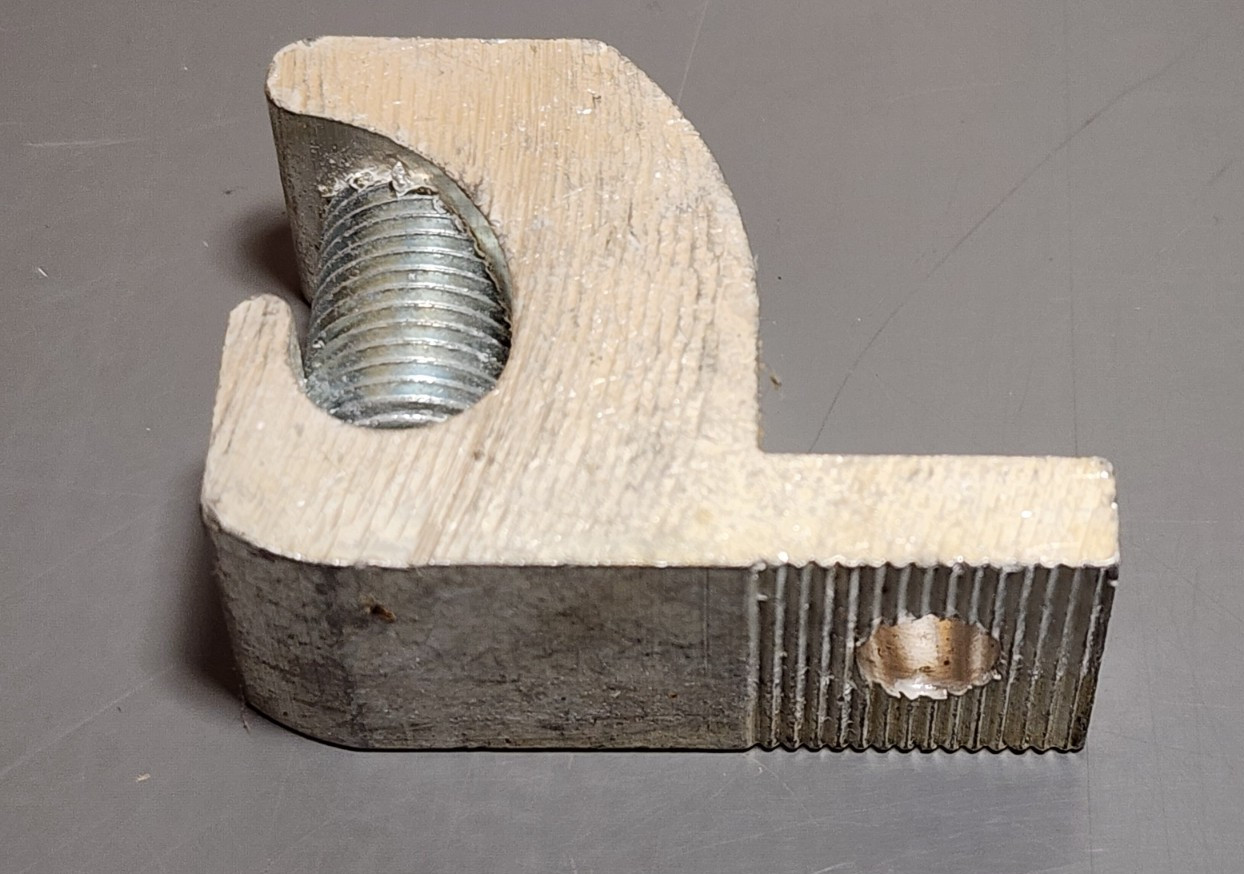 C.M.C. LI-200S, 3/0 – 6 AWG, Tin Plated Aluminum Lay In Mechanical Conn, Qty 26