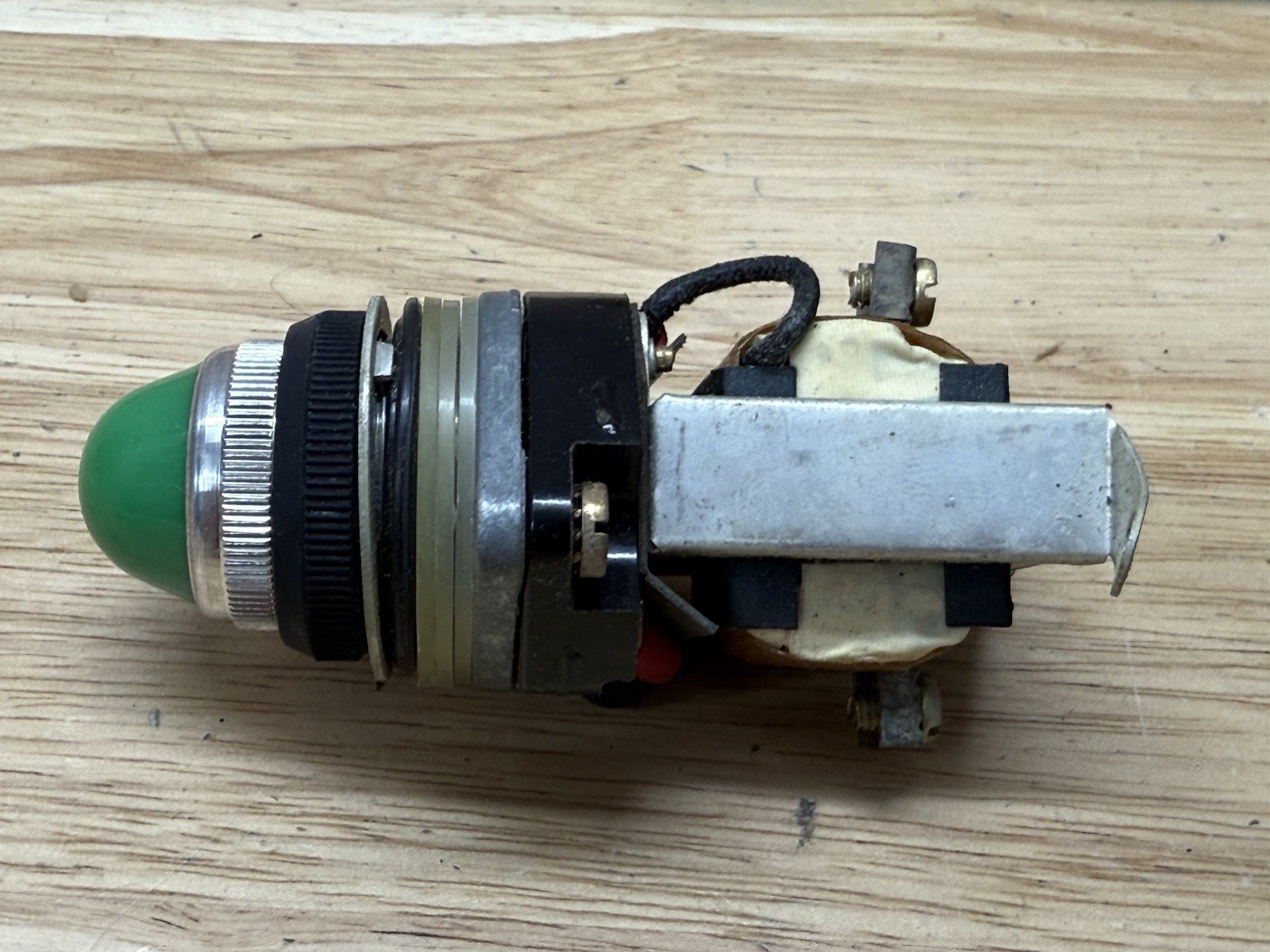 General Electric CR2940UE212A2 CR2940 OilTight Indicating Pilot Light GE