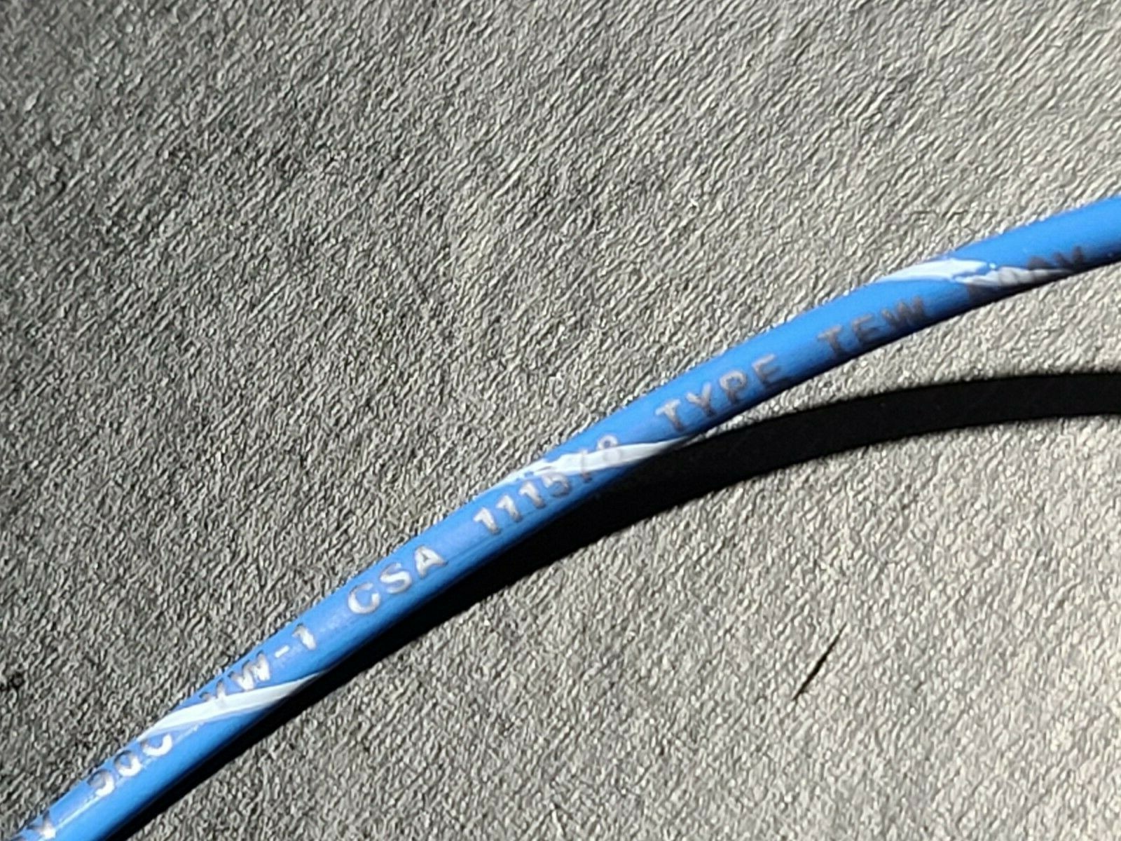 Advanced Digital Cable #16awg TnCu BC-5W2 HookUp Wire 1015/1230 Blue/White/100ft