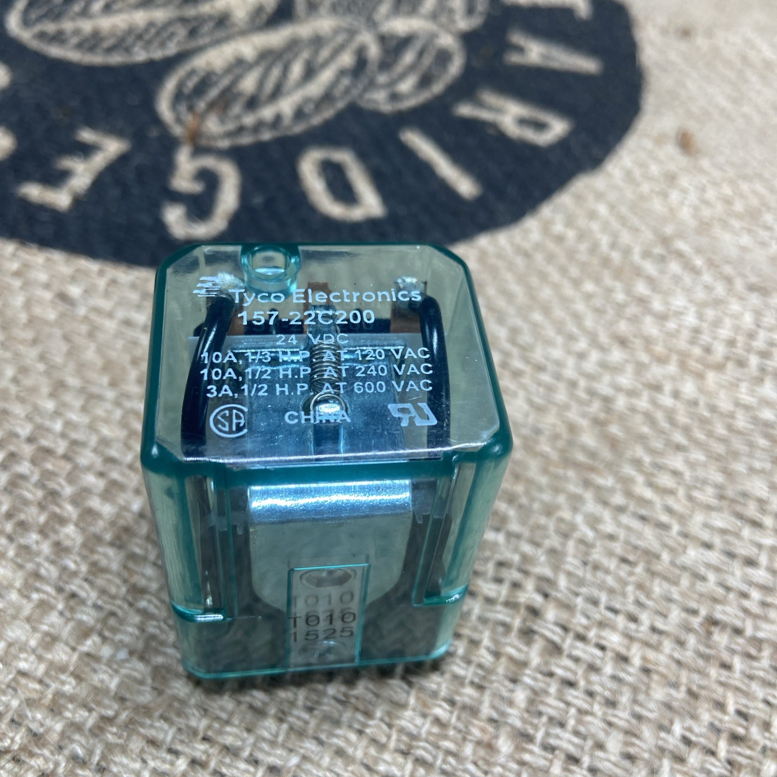Tyco Electronics 157-22C200-24 157-22C200 24V Plug In Relay