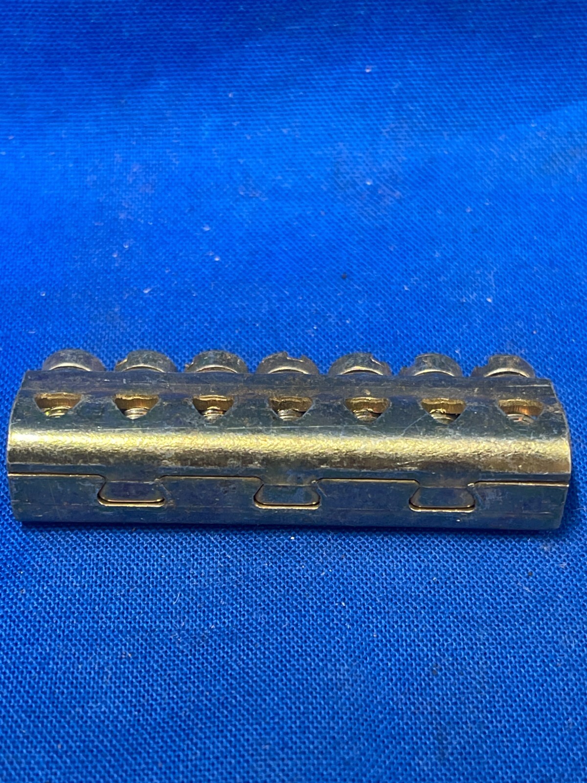 GE GROUND BAR 7 POSITION 2″LENGTH 1/2″WIDTH 3/4″HEIGHT 7SMALL HOLES LOT OF 2