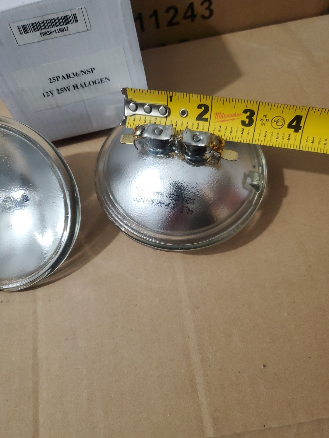 2 PACK Halogen 12V 25W Light Bulbs 25PAR36/NSP PAR36-110017