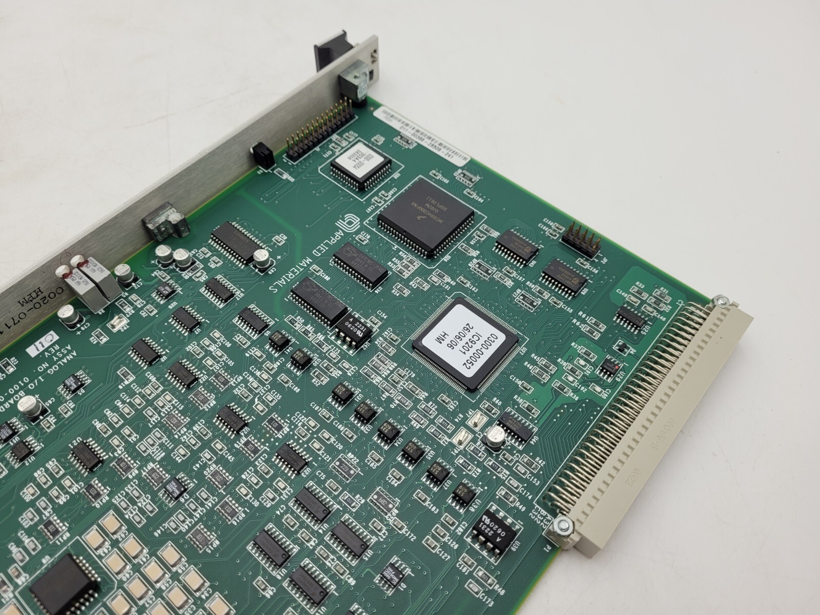 Applied Materials / AMAT / Assy#0100-00396 REV011 / ANALOG I/O BOARD