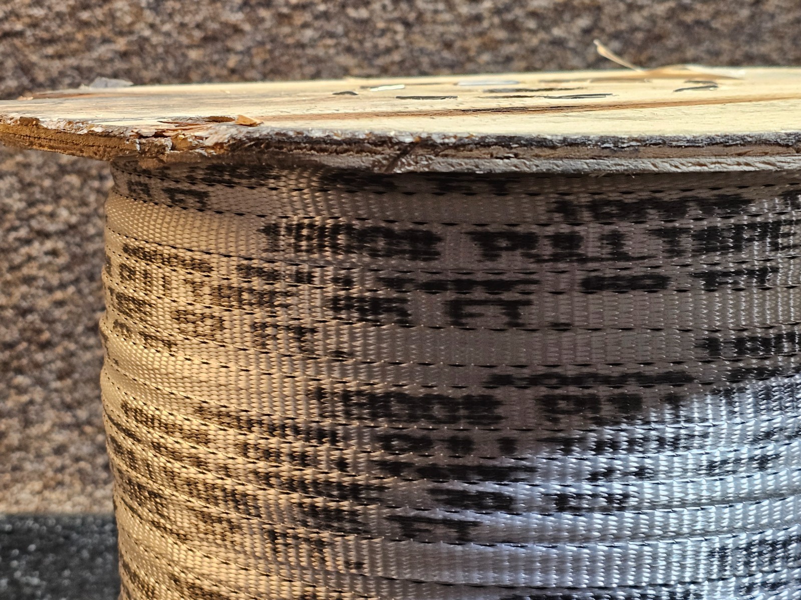 POLYESTER 3000FT 1800 LB TENSILE STRENGTH 0.4″ DIA, WOVEN POLYESTER PULL TAPE