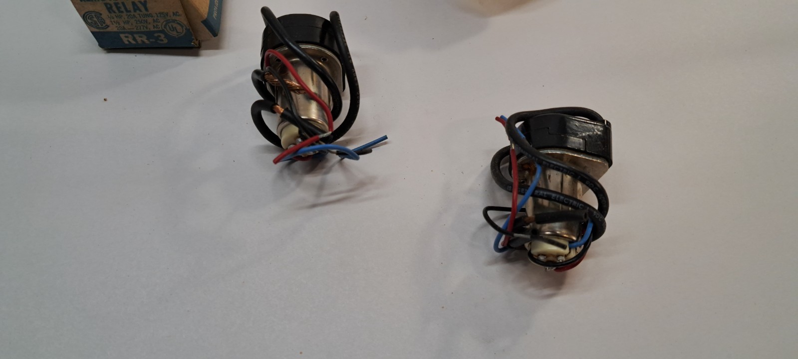 lot of 2 GE Low voltage Relay RR3