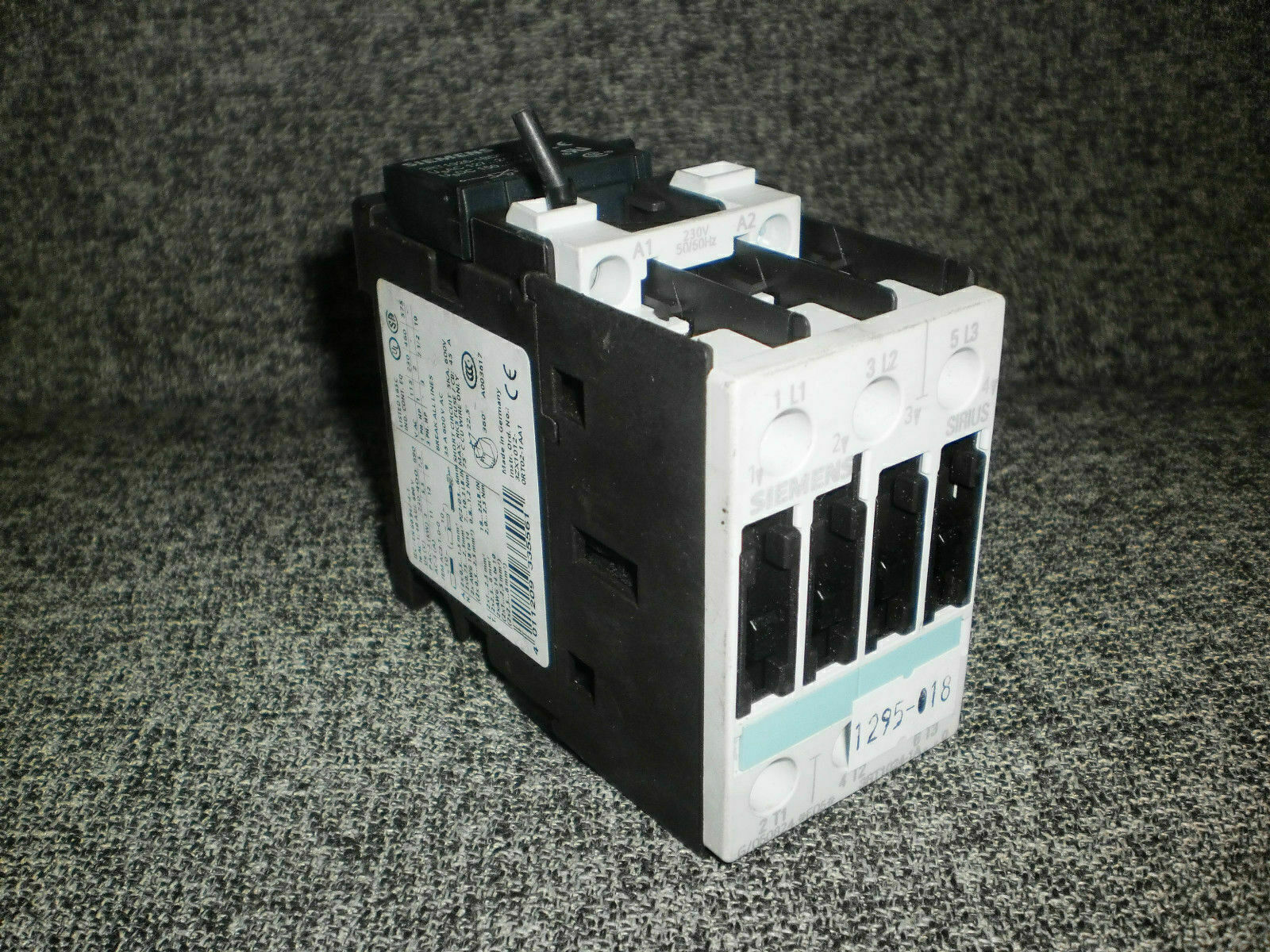 Siemens 3RH1921-1HA22.0 3RH19211HA220 Contact Block Auxilliary