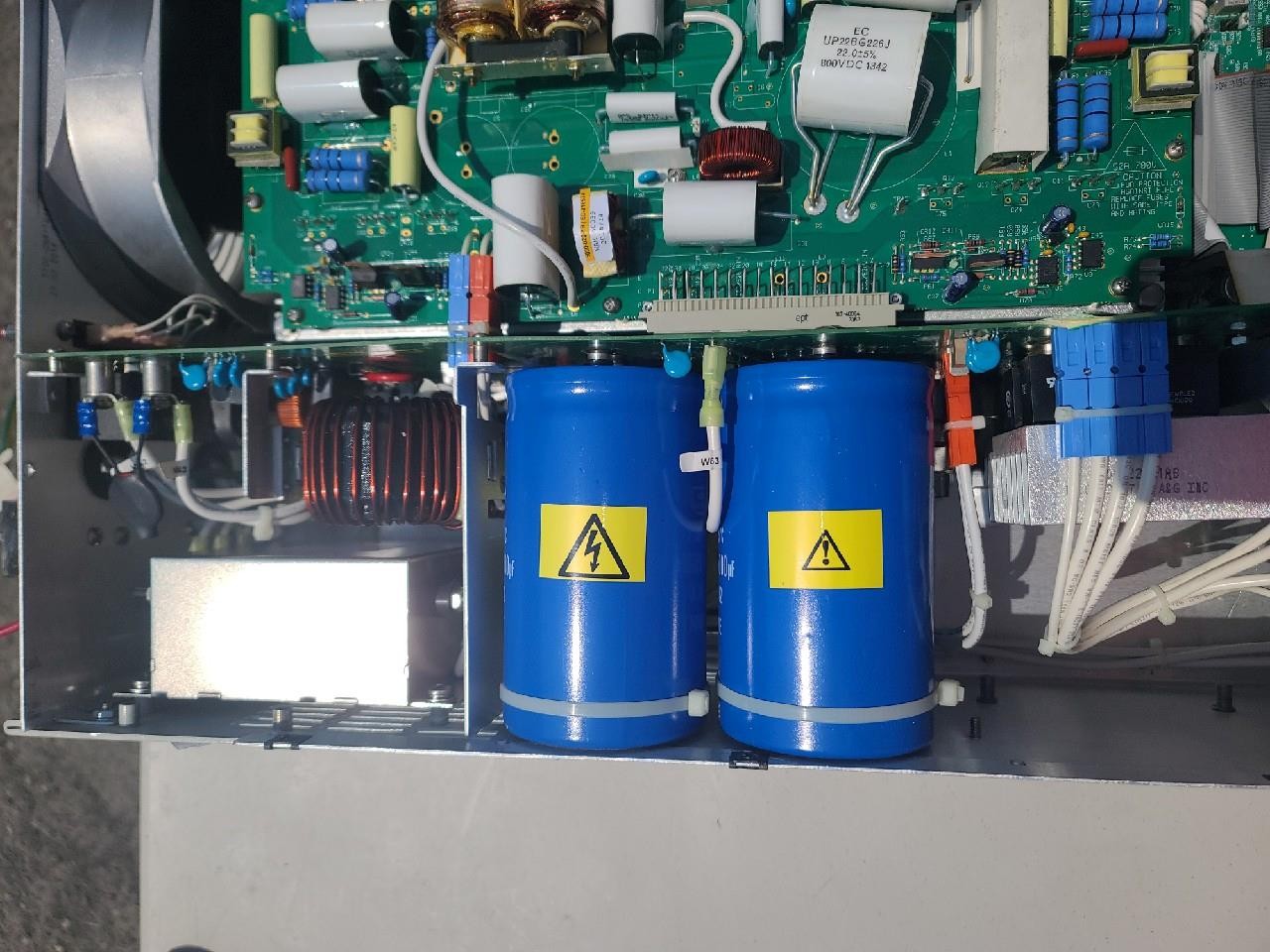 California Instruments 5kVA AC Power Source Model 5001iX Series II