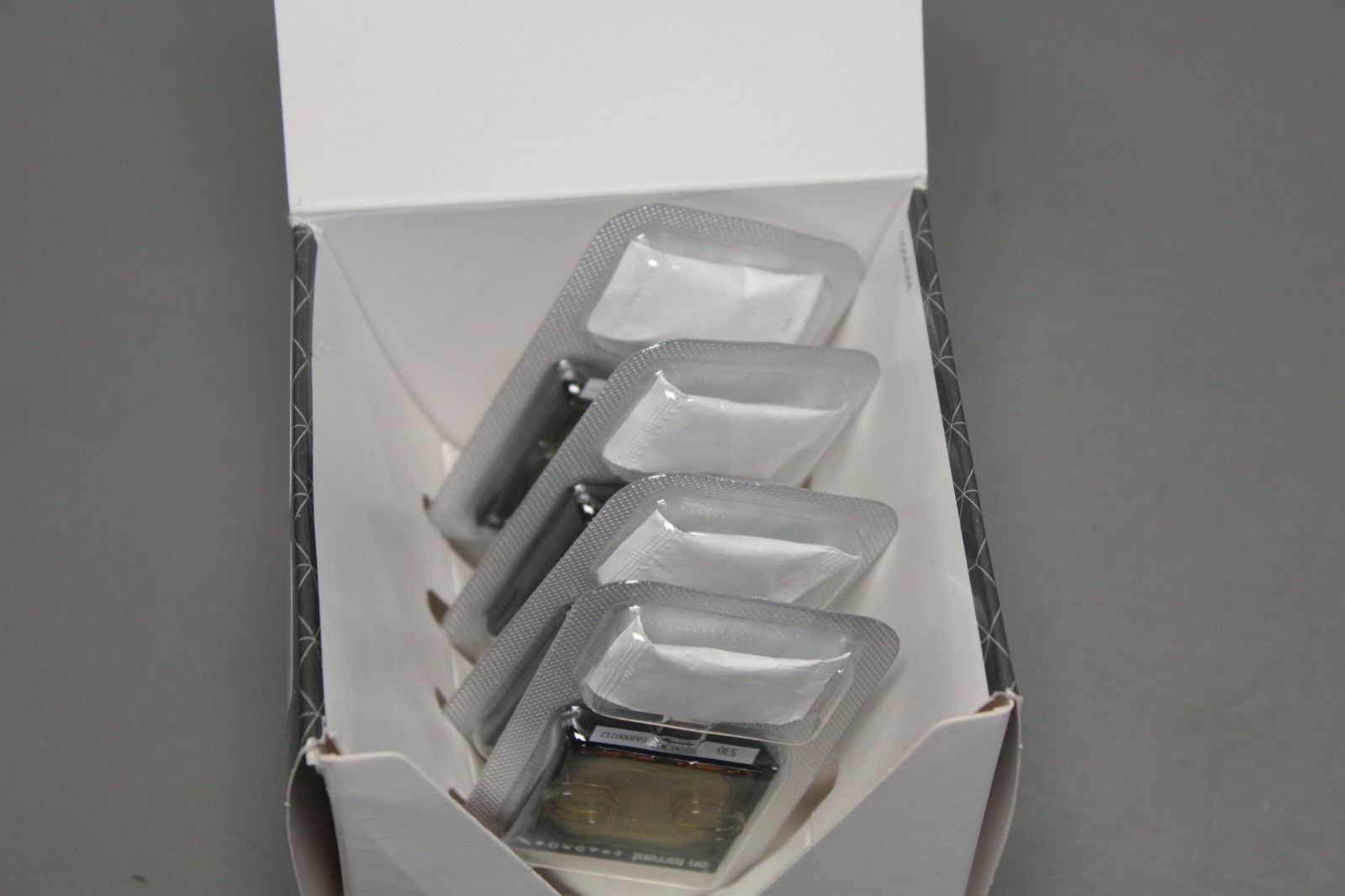THERMO FISHER ION TORRENT ION 530 CHIP KIT, 4 PACK